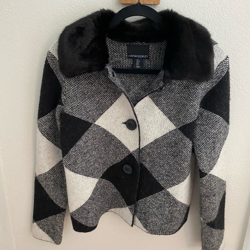 Buffalo check sweater